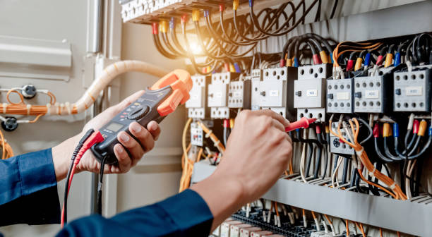 Best Electrical Contractors for Businesses  in Oglesby, IL