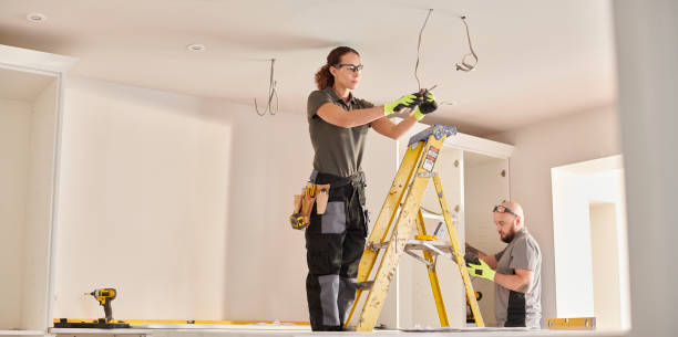 Best Electrical Contractors for Businesses  in Oglesby, IL
